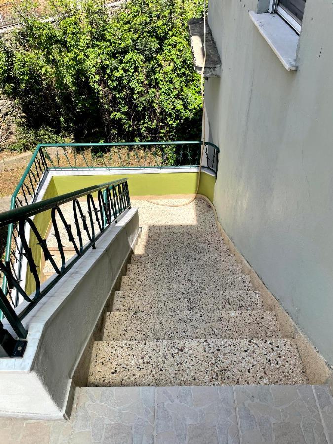 Marina'S Spacious Family Apartment Kavala Exterior photo
